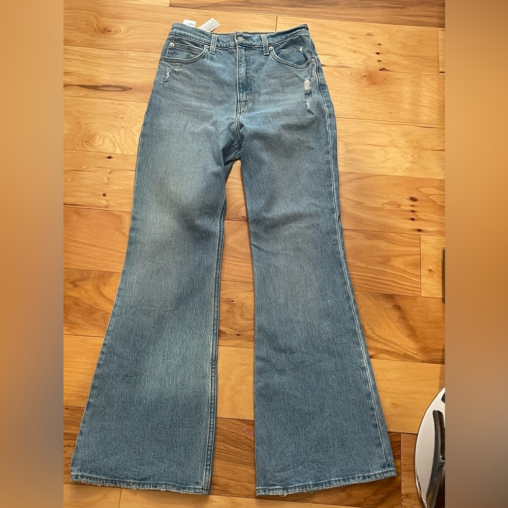 Levi’s 70s high flare NWOT